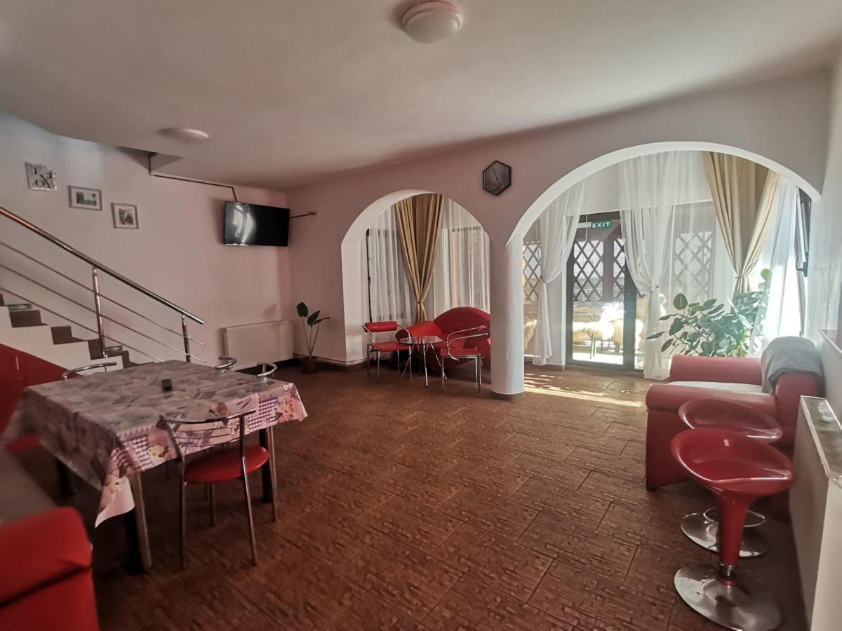 Hotel Casa Dixi Buşteni Zewnętrze zdjęcie