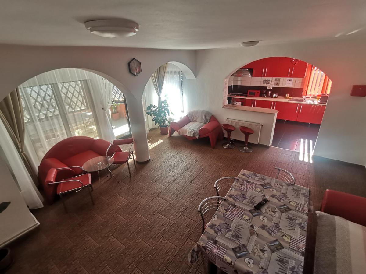 Hotel Casa Dixi Buşteni Zewnętrze zdjęcie